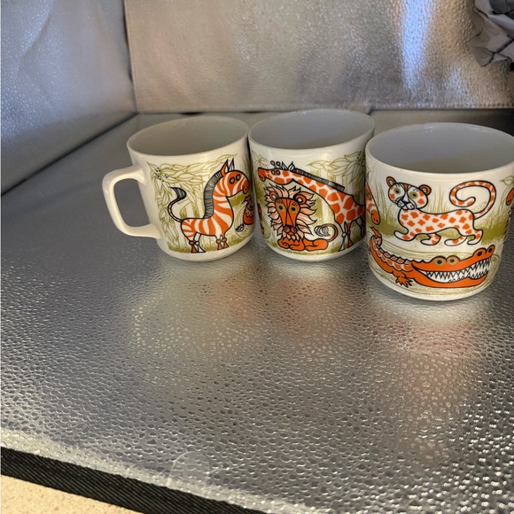 Vintage Animal Print Mugs Set - Picture 8 of 9